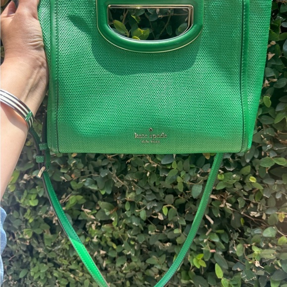 kate spade Handbags - Kate Spade RARE Green Shoulder/Magnetic Clutch Bag LIKE NEW!